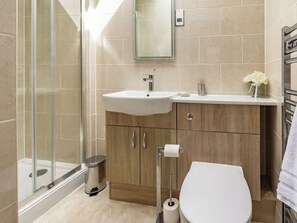 Towels - Cobble Cottage - UK38973 (Whitby)
