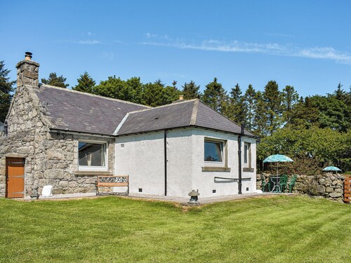 2 bedroom accommodation in Inverurie