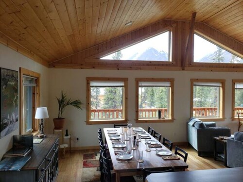Denali Park - Ridgeview House with 360 mountain views all around!