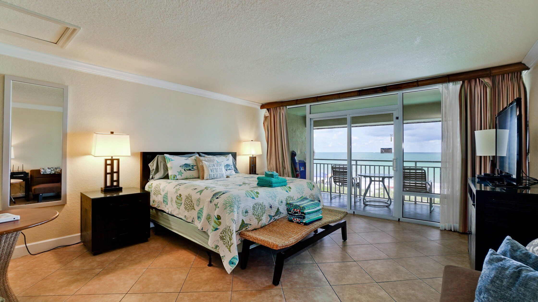 WiFi, bed sheets, wheelchair access