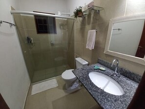 Maison Familiale | Salle de bain | Douche, serviettes fournies
