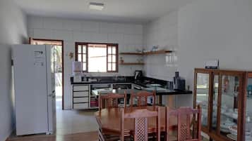 Family House | Private kitchen | Fridge, microwave, stovetop, blender