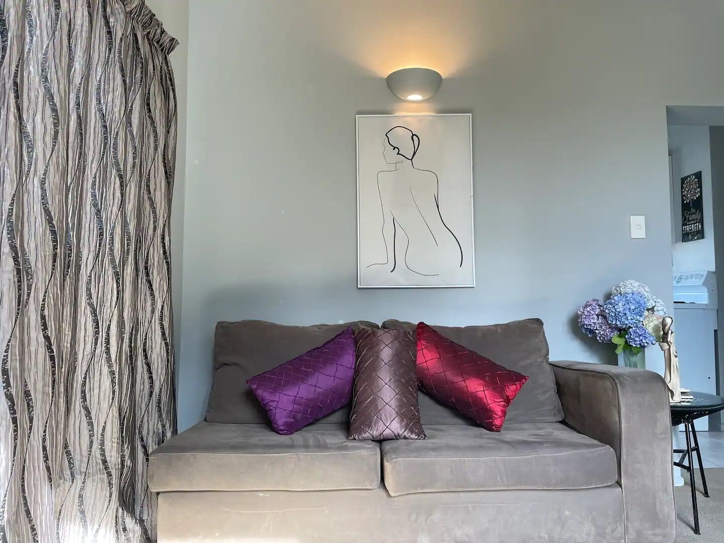 Smart TV, DVD player, stereo