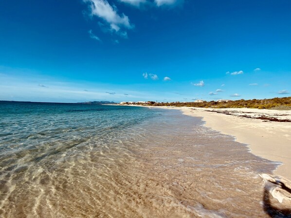 Sun loungers, beach towels