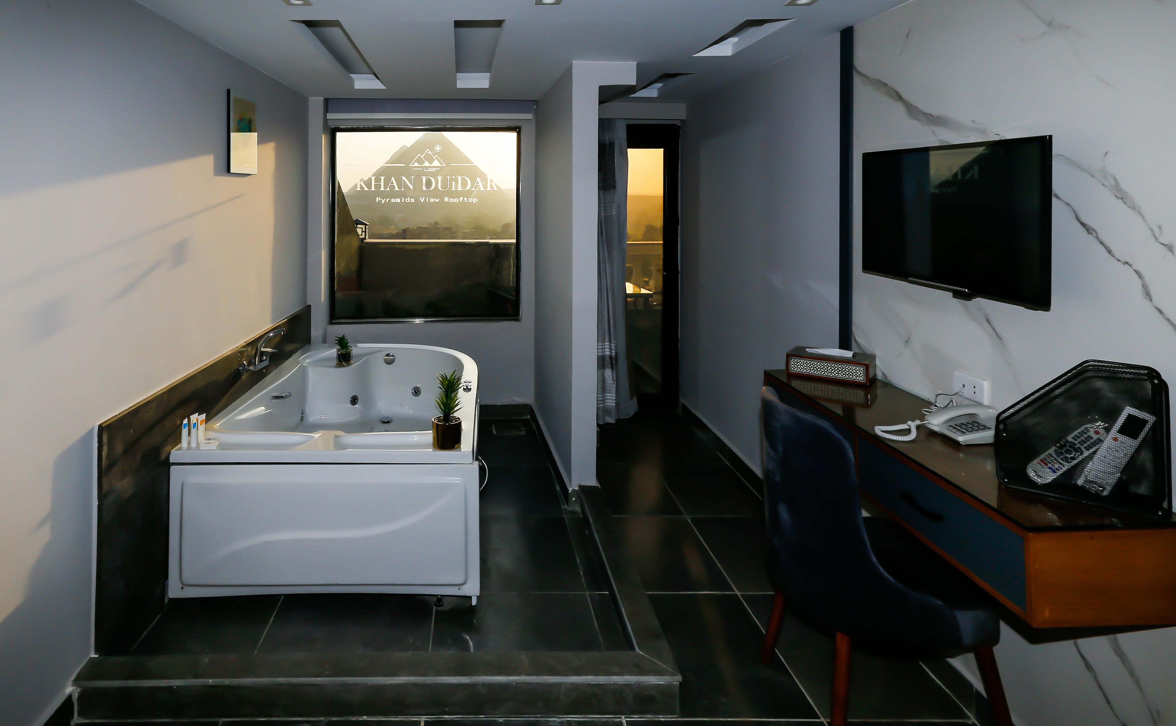 Ropa de cama de alta calidad, cubrecamas y colchones con pillow-top 