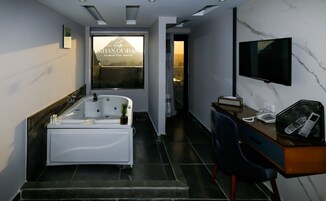 Ropa de cama de alta calidad, cubrecamas y colchones con pillow-top 