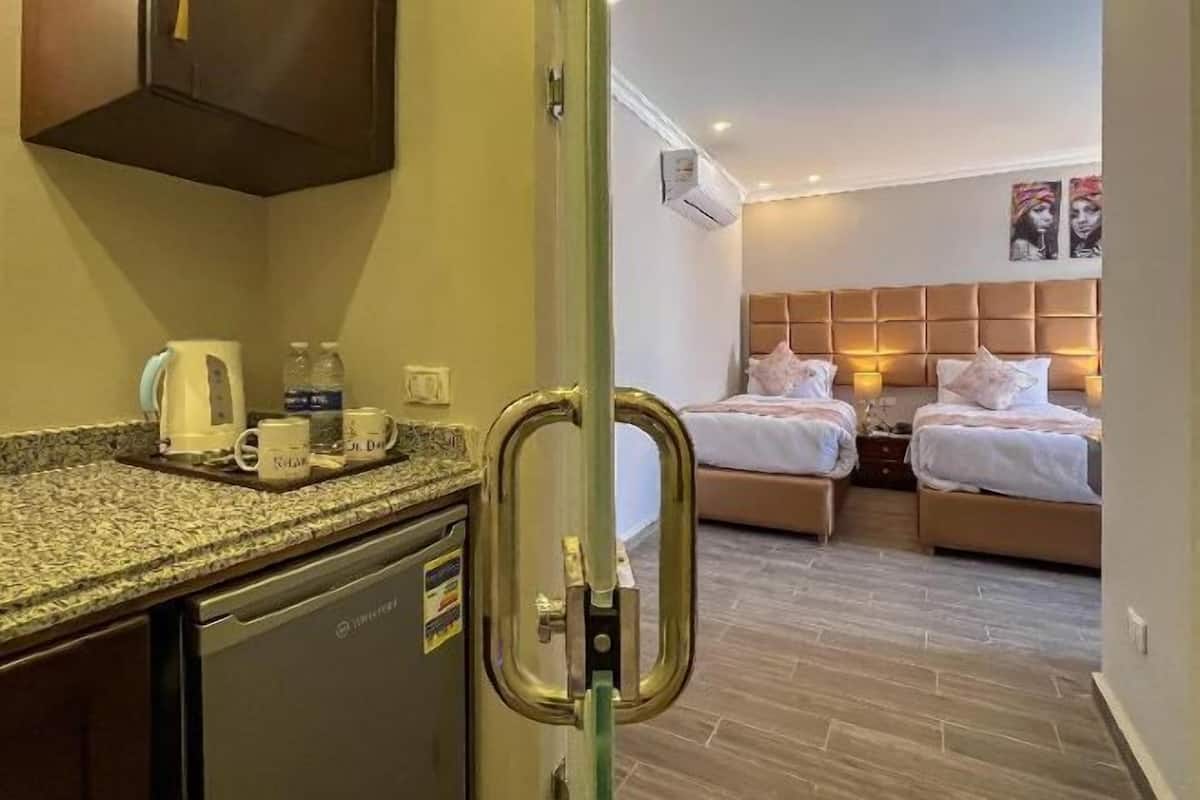 2 habitaciones, ropa de cama de alta calidad y edredón
