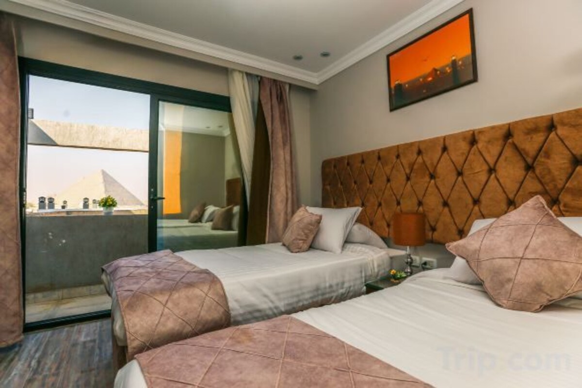 Premium bedding, down comforters, pillowtop beds, minibar