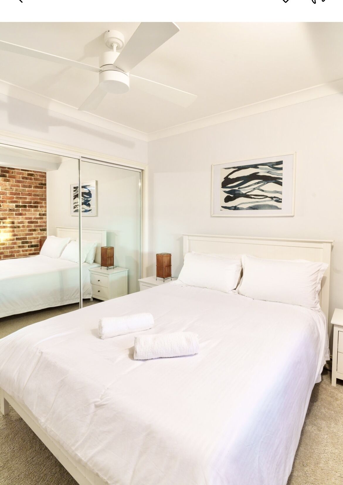 5 Schlafzimmer, Schreibtisch, Bügeleisen/Bügelbrett, Reisekinderbett