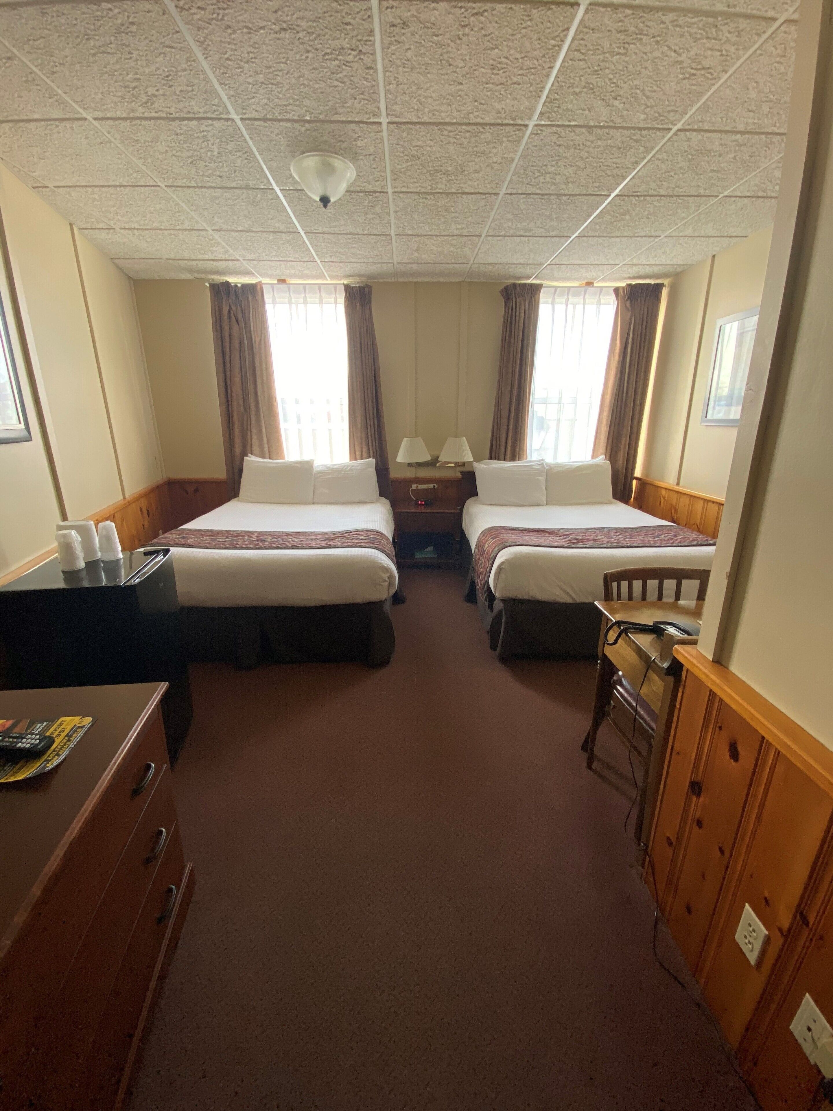 basic double room | 1 bedroom, individually furnished, desk, iron/ironing board