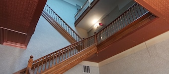 Hotel Bedford