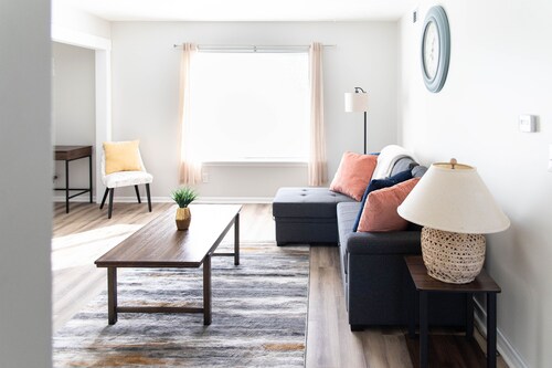 Cozy modern midterm stay/medical discount/fastWiFi