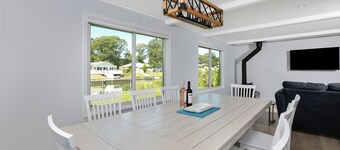Waterfront Property E. Quogue Minutes From The Hamptons