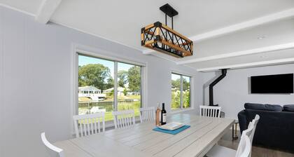 Waterfront Property E. Quogue Minutes From The Hamptons