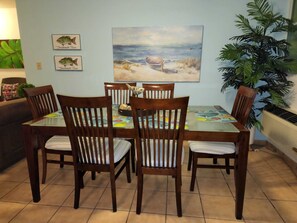 Dining - Puerto Salinas Combate, Cabo Rojo (Boquerón)