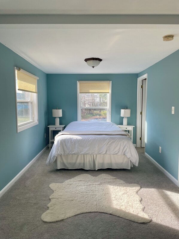3 habitaciones, escritorio, wifi gratis y ropa de cama