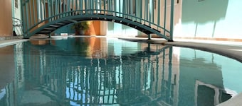 LuxstayTobago Topaz, cozy condo near beaches & airport