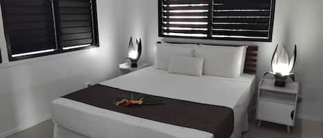 Hypo-allergenic bedding, free WiFi, bed sheets