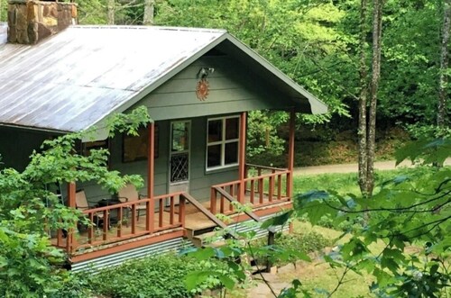 Hot Tub, Nature Lover's Digital Disconnect! 10mins to NOC & Tsali (dog friendly)