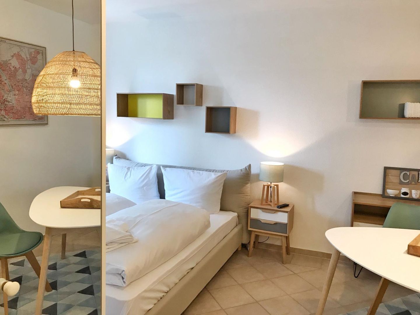 1 bedroom, WiFi, bed sheets