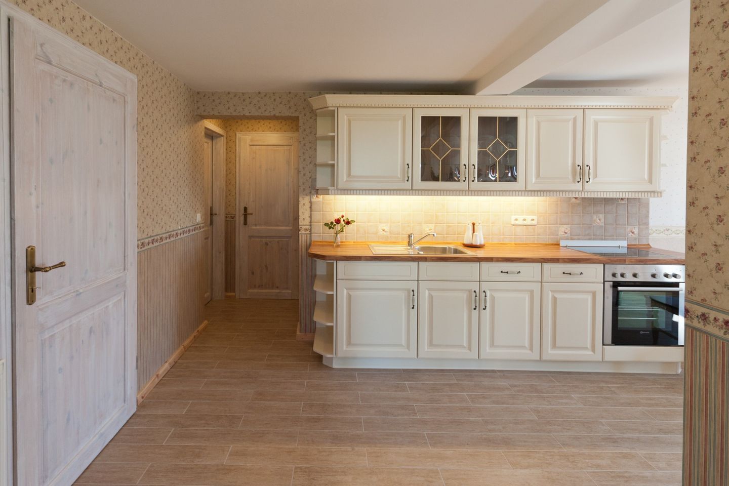 Kühlschrank, Ofen, Herdplatte, Geschirrspüler