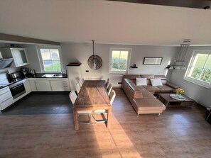 صورة غير مصنفة، 2 من 29، زرّ