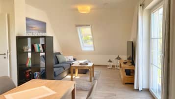 Fernseher, Stereoanlage