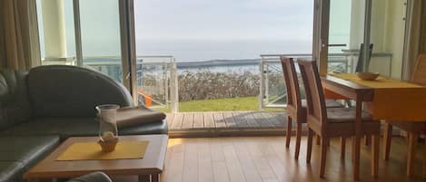 Télévision, lecteur de DVD, chaßne hi-fi