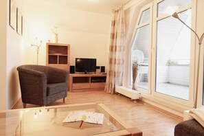 TV, DVD player - Harbor houses Breege - Whg. 9 "Strandläufer" (Breege)