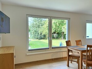 Dining - Ferienhaus "min Hütt" (Sagard)