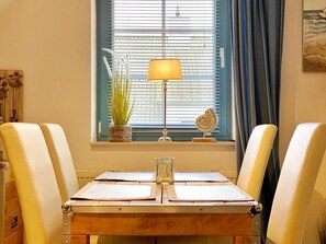 Dining - Apartment 24 "Am Neuensiener See" in Seedorf - Apartment 24 "Lakeview" Am (Sellin)