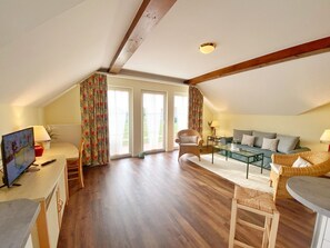 Unclassified image, 3 of 20, button