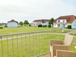 Property grounds - Vacation apartment "Kreideblick" (Sagard)