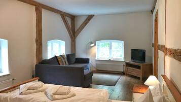 2 bedrooms, WiFi, bed sheets