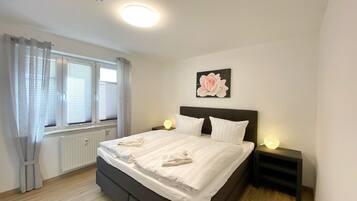 2 Schlafzimmer, WLAN, BettwÀsche