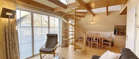 Fernseher, Stereoanlage