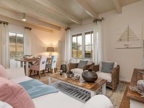 Unclassified image, 4 of 36, button - Ranzow - Freyh II design house - Freyh II semi-detached house (Lohme)