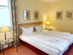 Unclassified image, 4 of 13, button