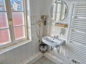 Unclassified image, 2 of 15, button - Seaside Appartements, "Blue-White" - Sassnitz - Seaside Appartements (Sassnitz)