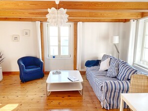 TV, stereo - Seaside Appartements, "Blue-White" - Sassnitz - Seaside Appartements (Sassnitz)