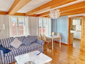 TV, stereo - Seaside Appartements, "Blue-White" - Sassnitz - Seaside Appartements (Sassnitz)