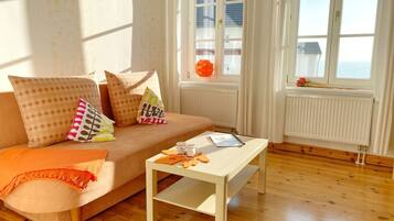 Fernseher, Stereoanlage