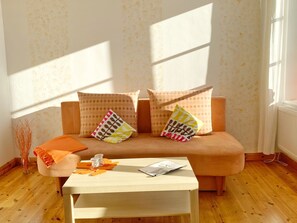 TV, stereo - Seaside Appartements, "Orange" - Sassnitz - Seaside Appartements (Sassnitz)