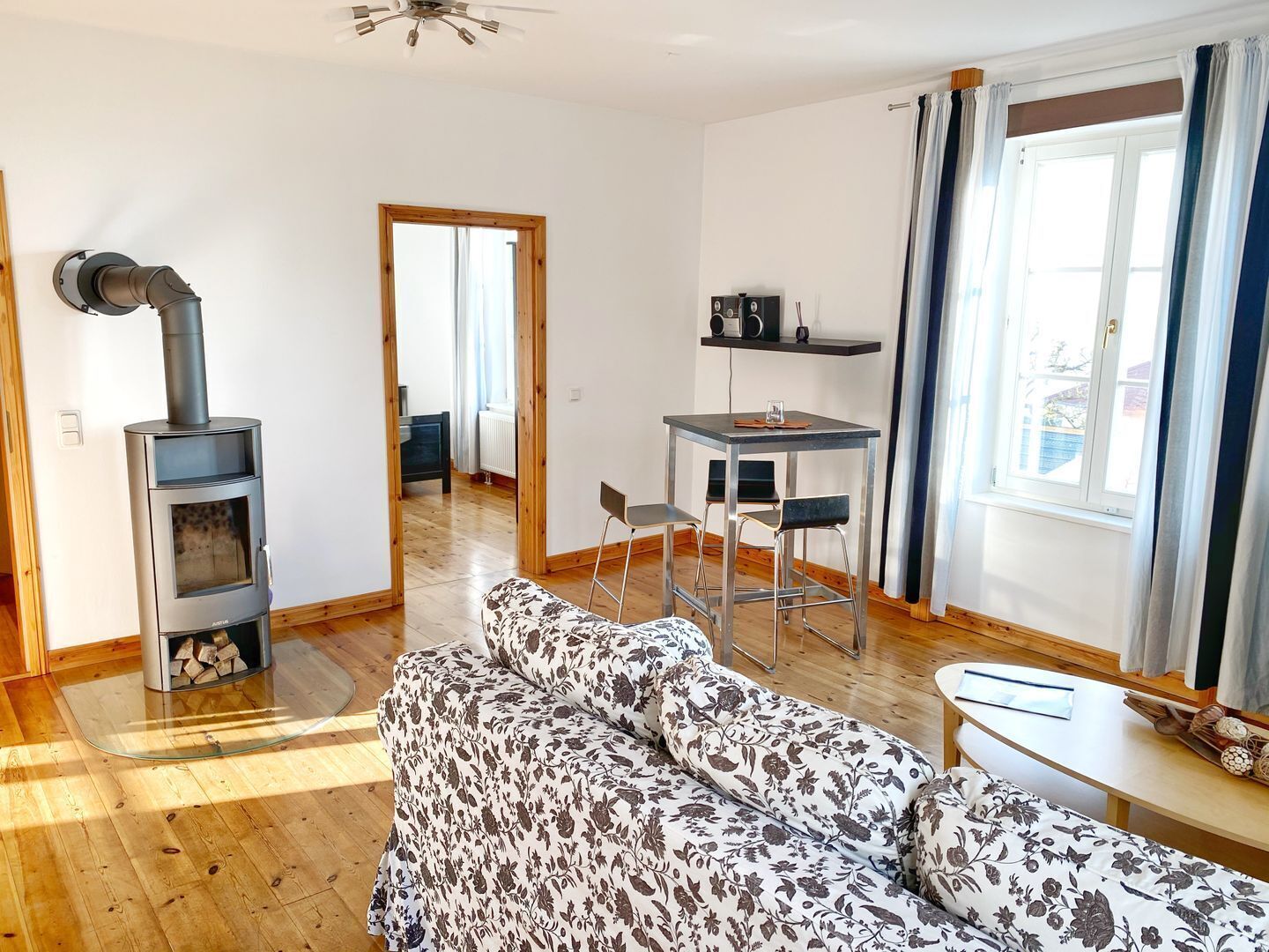 Televisión y estéreo 