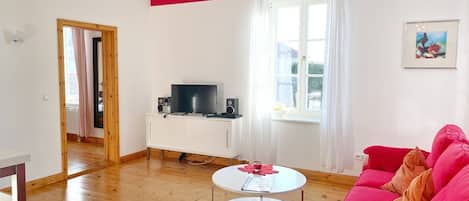 TV, stereo