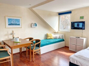 1 habitación y ropa de cama 