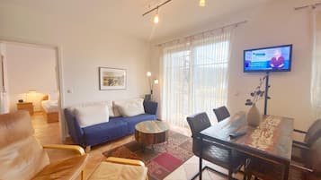 TV, DVD player, stereo