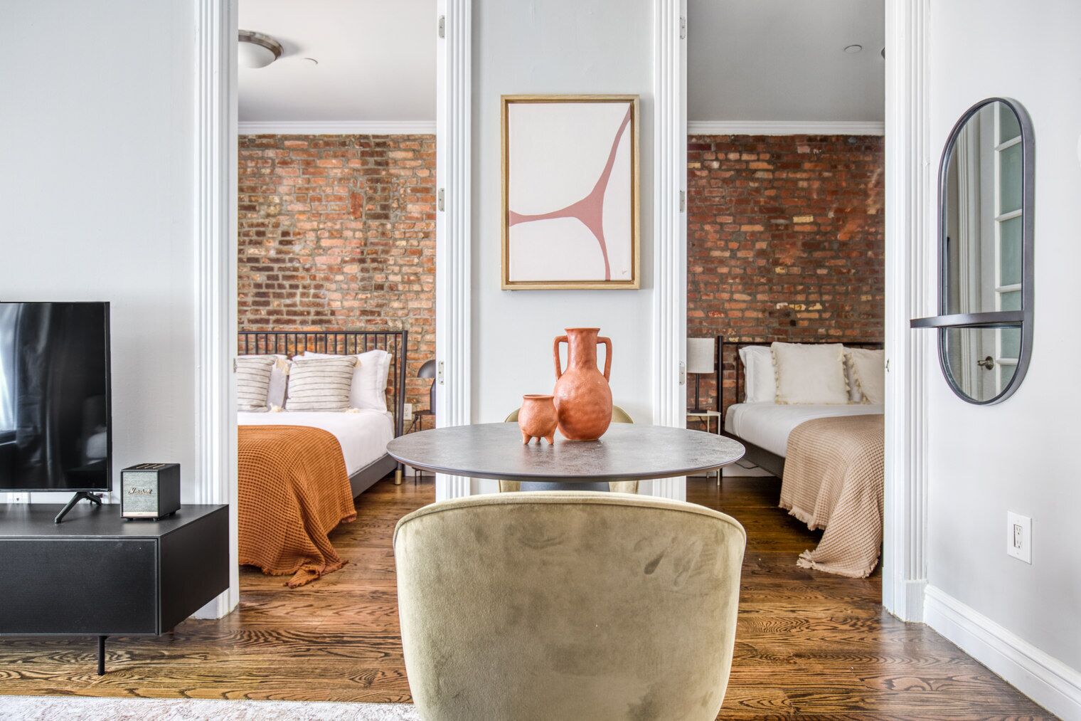 2 bedrooms, iron/ironing board, WiFi, bed sheets