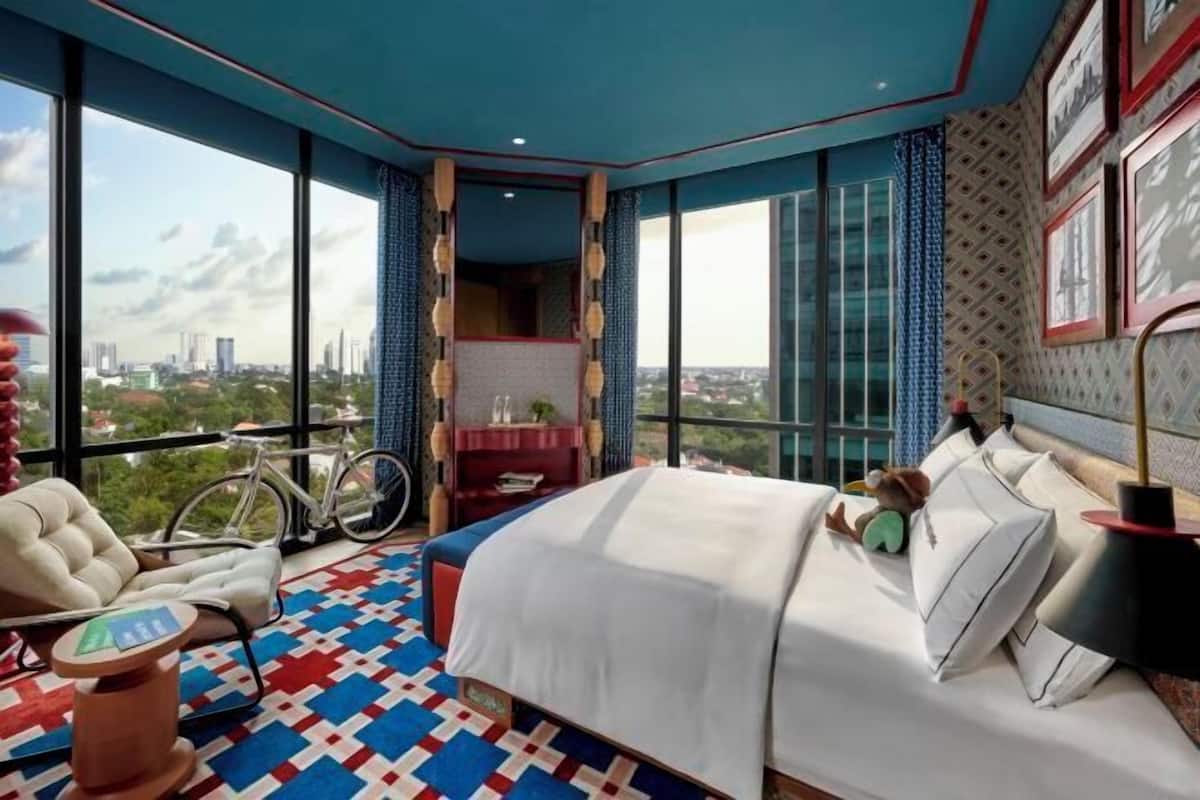 1 bedroom, premium bedding, pillow-top beds, minibar