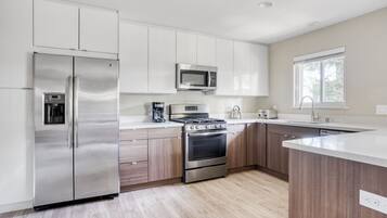 Fridge, microwave, oven, dishwasher